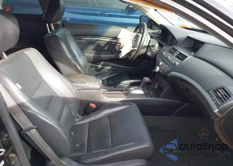 2010 Honda Accord 2.4 Ex-L z USA, uszkodzony, nr VIN 1HGCS1B81AA003440